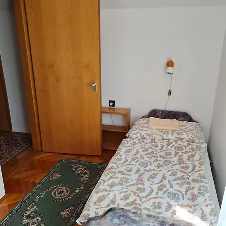 Gyoengyvirag Apartment Lenti